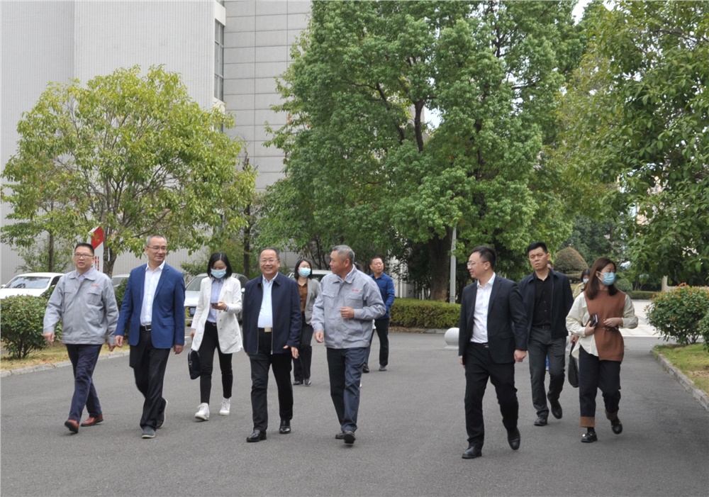 Nie Fanghong, chairman of the Party Committee of the Municipal CPPCC visited the company to investigate and guide the work