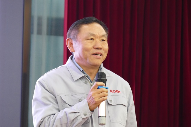 花漾科瑞・悦己同行     —— 公司开展三八妇女节花艺主题活动